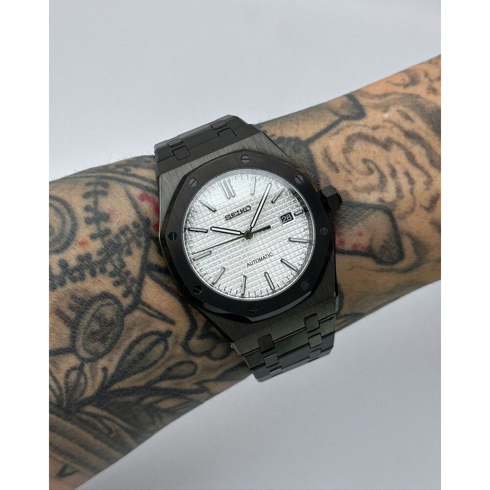 Custom Seiko Mod • Black White AP • 42mm
